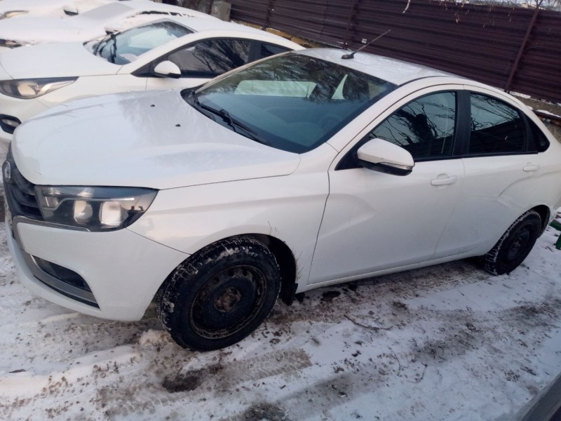 Lada Vesta